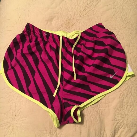 Nike Shorts  - Picture 6 of 6